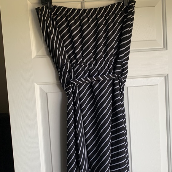 Strapless dress - Picture 2 of 2